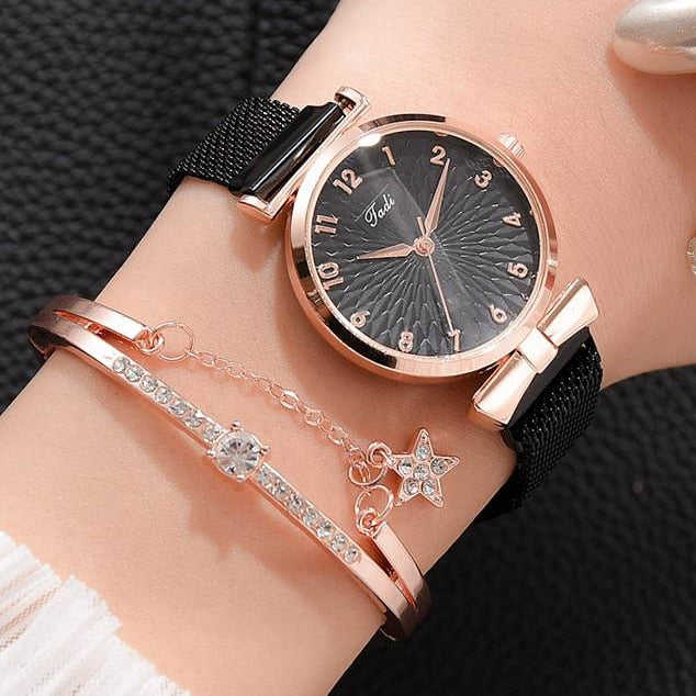 Women Watch with Bracelet