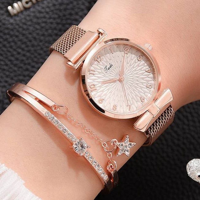 Women Watch with Bracelet